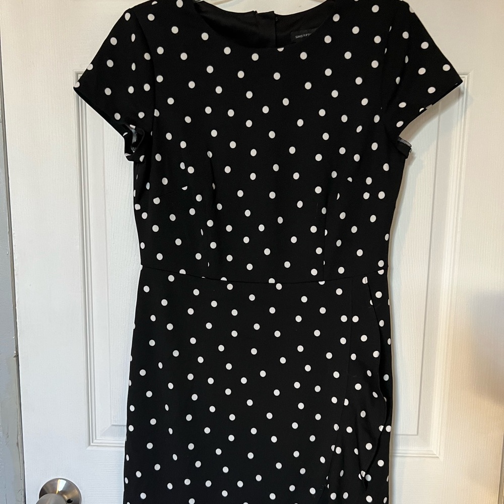 Saks Fifth Ave polka dot dress black & white size 8